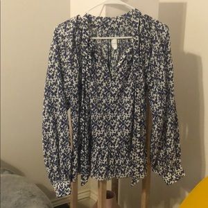 Blouse women’s